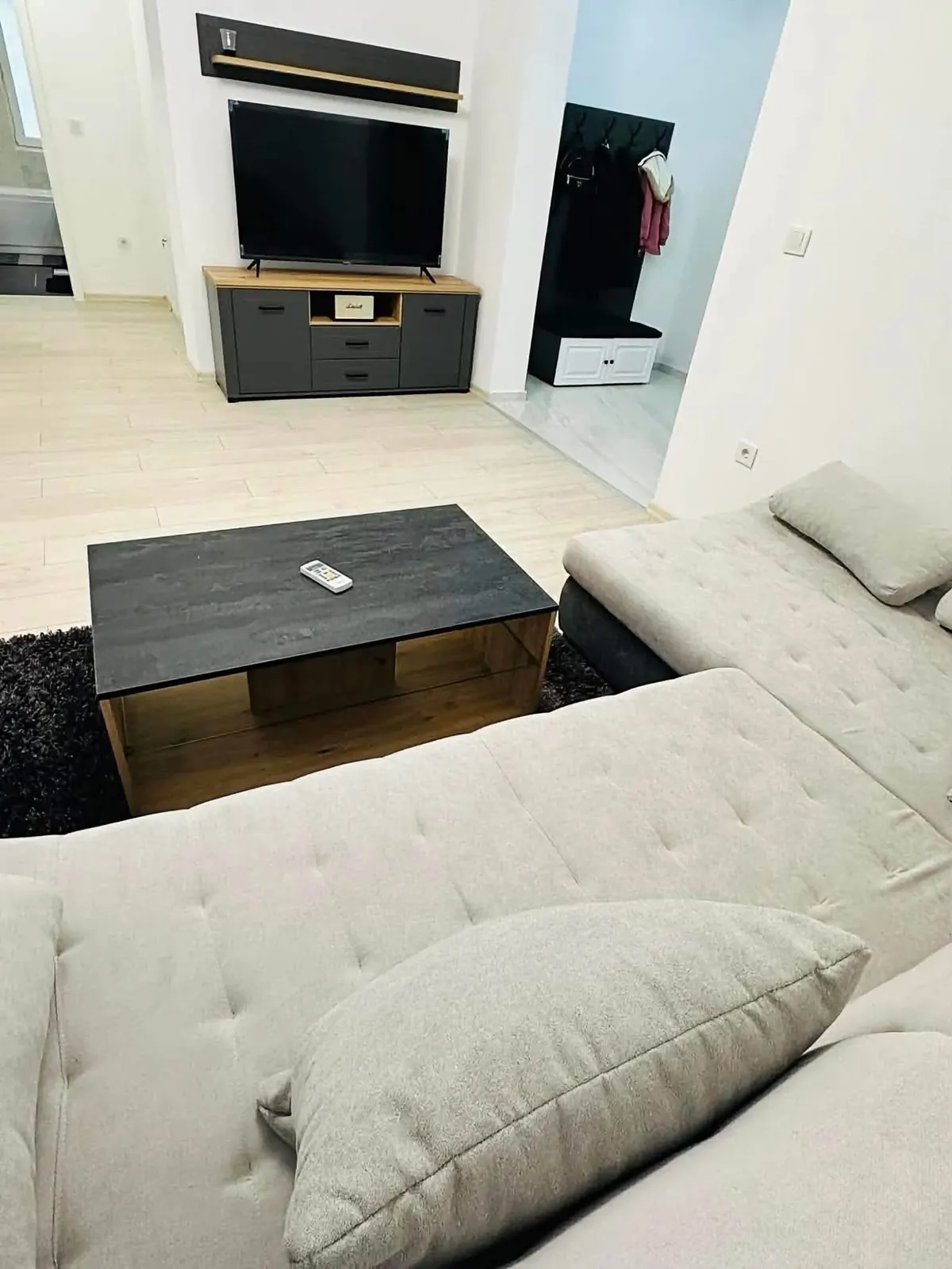 Apartament cu 2 camere , 2 locuri de parcare , full decomandat !, Giroc – foto 2